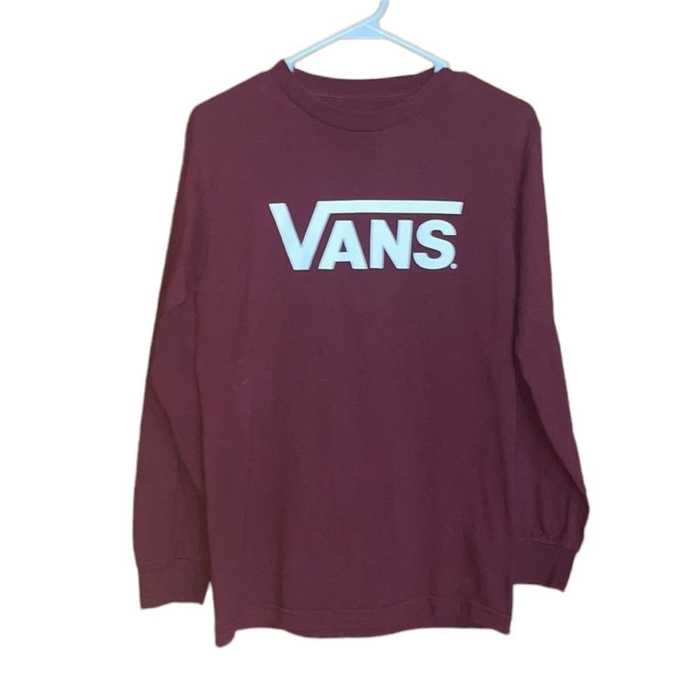 •VANS• maroon long sleeve VANS t-shirt in size small